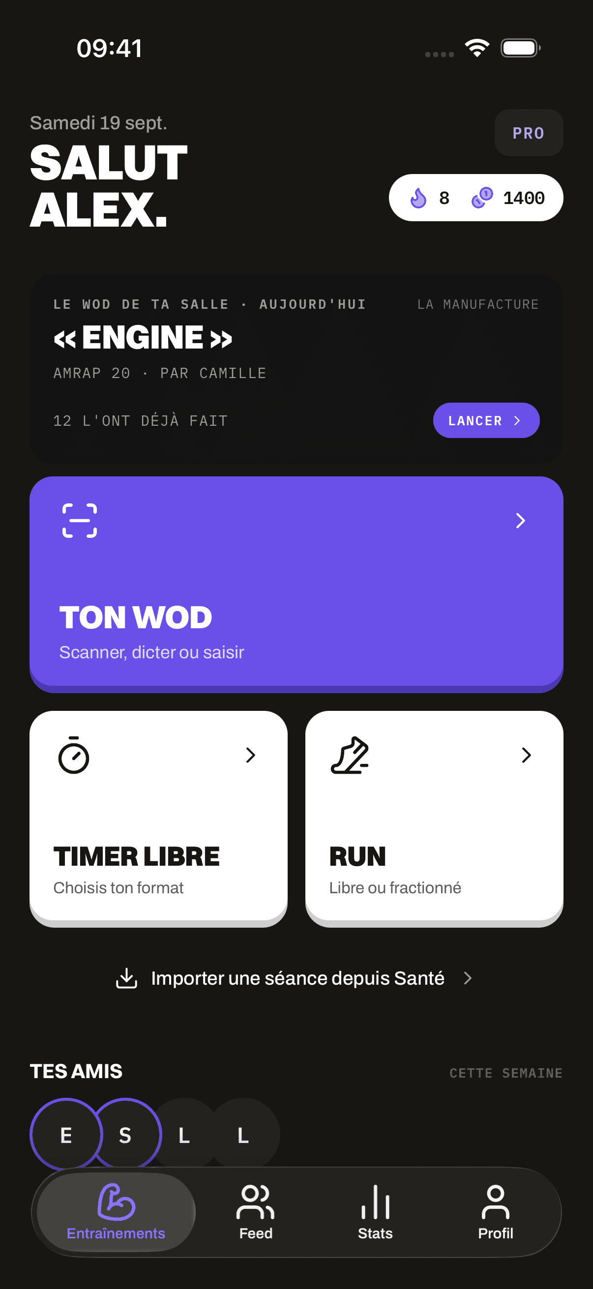L’accueil d’un membre de salle, en sombre : « Salut Alex. », puis la carte Le WOD de ta salle, aujourd’hui : « Engine », AMRAP 20 par Camille, à La Manufacture, 12 l’ont déjà fait, et le bouton Lancer.